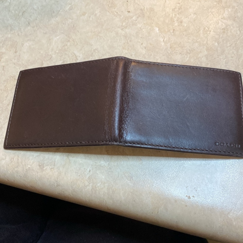 Coach, Michael Kors, and Marc Jacob Card and ID holder - Picture 8 of 12
